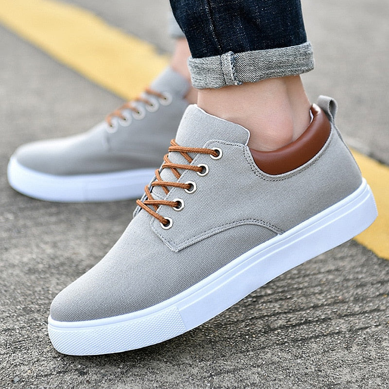 Magnus - Men’s Sneakers with a Crisp White Sole